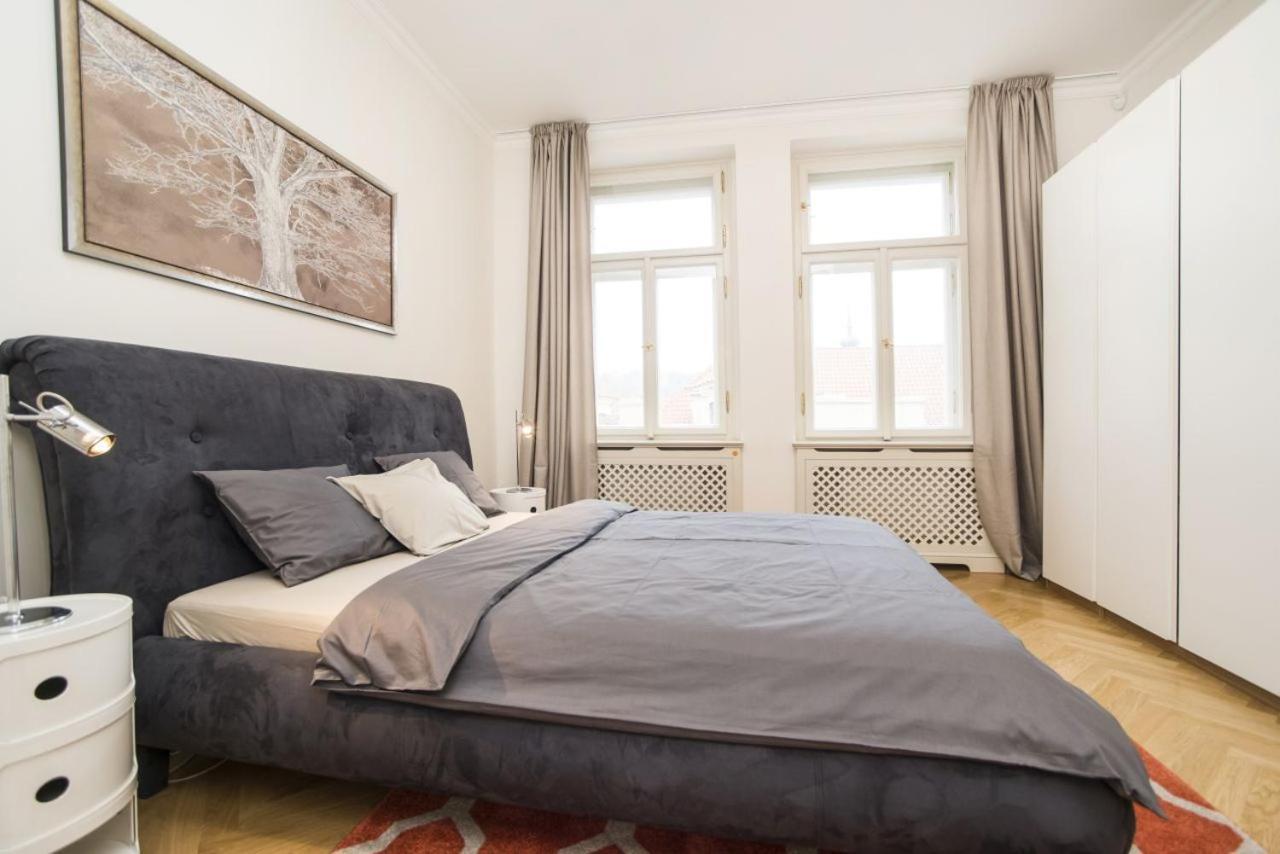 Milosrdnych Apartments Prága Szoba fotó